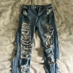 Women’s Small American Eagle Stretch Jeans Ripped